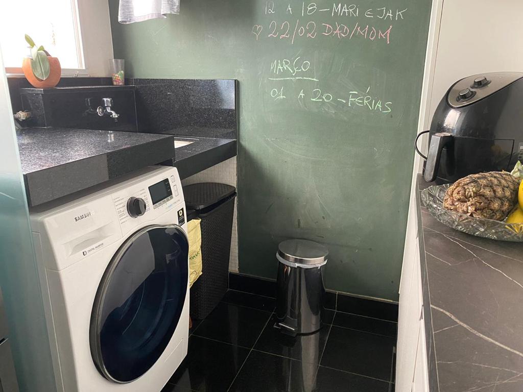 Apartamento à Venda – Avalon 1