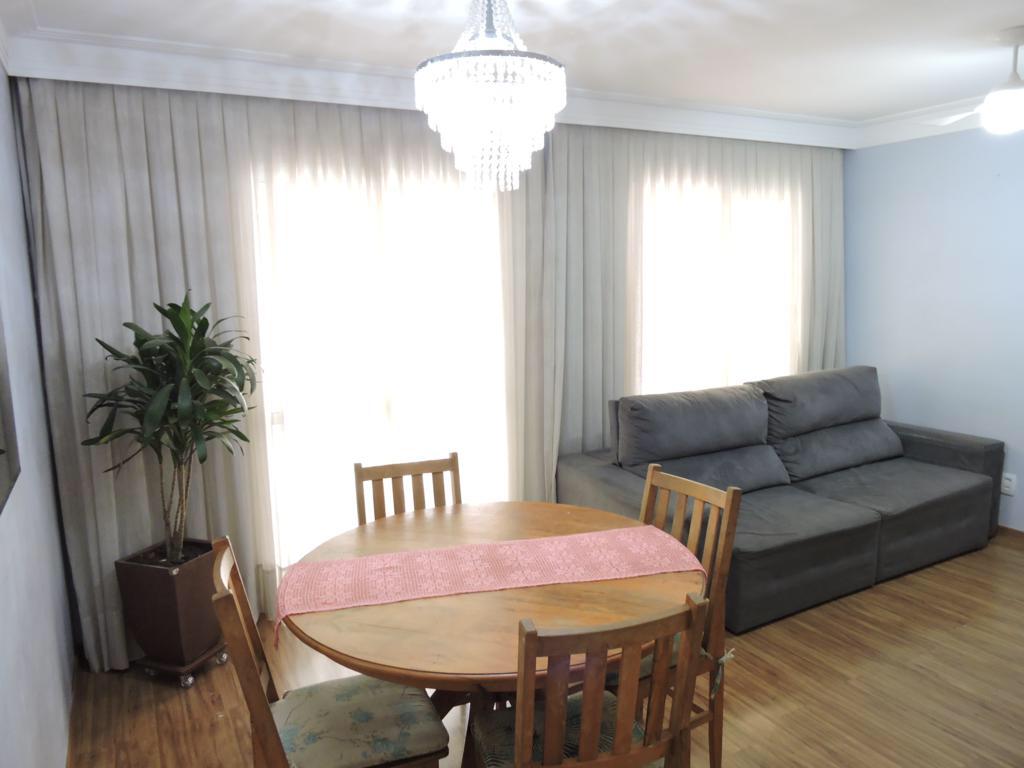 Apartamento à Venda – Avalon 1