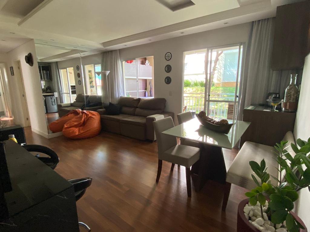 Apartamento à Venda – Avalon 1