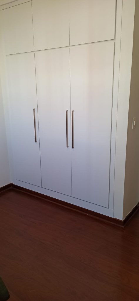 Apartamento à Venda – 4 Dormitórios – Vila Itapura Apartamento à Venda – 4 Dormitórios – Vila Itapura