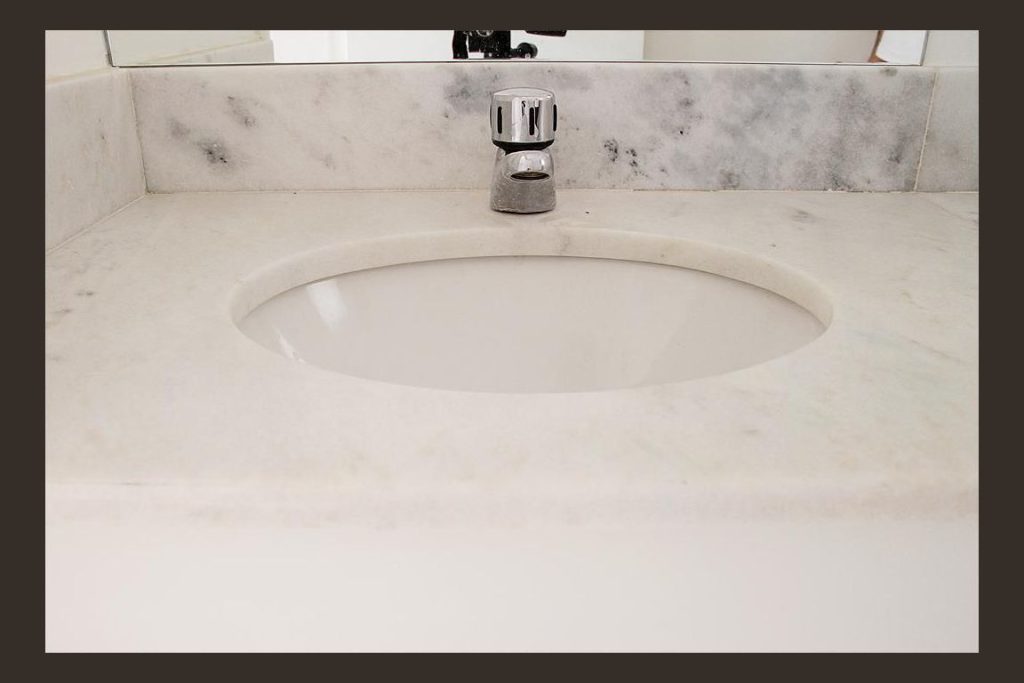 Apartamento para Locação – 2 Dormitórios – Garden – Avalon II