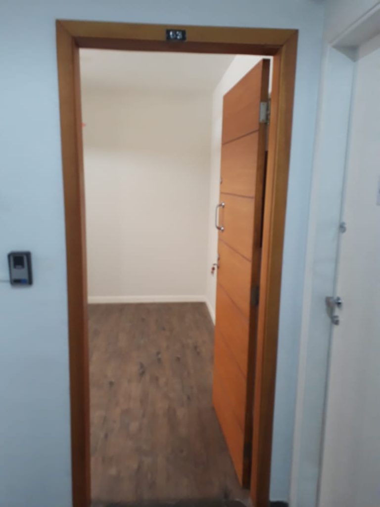 Sala/Conjunto à Venda e locação – 4 Salas – Cambuí Sala/Conjunto à Venda e locação – 4 Salas – Cambuí