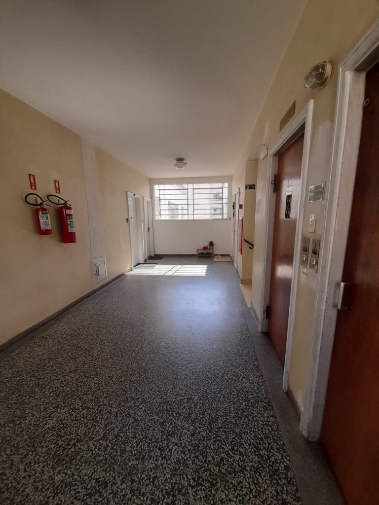 Apartamento à Venda – 3 Dormitórios – Centro Apartamento à Venda – 3 Dormitórios – Centro