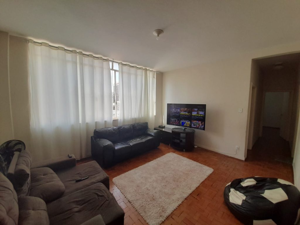 Apartamento à Venda – 3 Dormitórios – Centro Apartamento à Venda – 3 Dormitórios – Centro